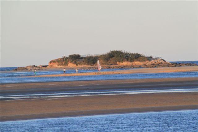 On The River Apartments Maroochydore Luaran gambar